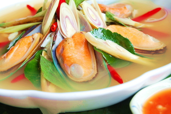 清汆黄河鲤鱼的简单做法_清汆黄河鲤鱼怎么做最好吃？