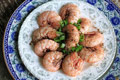 微波黑椒虾的简单做法_微波黑椒虾怎么做最好吃？