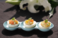 三文鱼沙拉鸡蛋盏的简单做法_三文鱼沙拉鸡蛋盏怎么做最好吃？