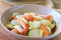 大虾烧白菜的简单做法_大虾烧白菜怎么做最好吃？