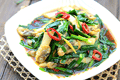 韭菜炒海蚬的简单做法_韭菜炒海蚬怎么做最好吃？