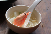 萝卜虾汤的简单做法_萝卜虾汤怎么做最好吃？