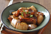 比目鱼炖豆腐的简单做法_比目鱼炖豆腐怎么做最好吃？