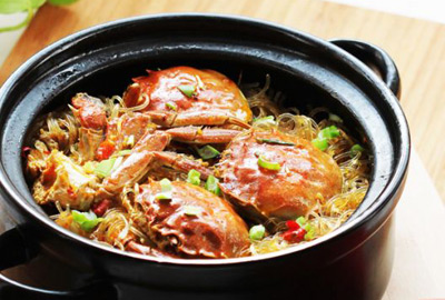 螃蟹粉丝煲的简单做法_螃蟹粉丝煲怎么做最好吃？