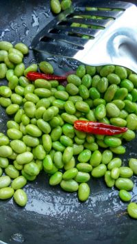 青豆炒虾仁怎么做好吃_青豆炒虾仁的做法