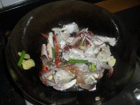 螃蟹炒年糕怎么做好吃_螃蟹炒年糕的做法