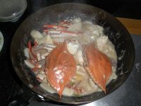 螃蟹炒年糕怎么做好吃_螃蟹炒年糕的做法