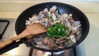 脆藕炒花蛤怎么做好吃_脆藕炒花蛤的做法