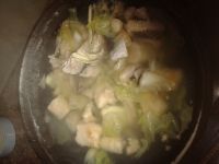 卷心菜煮鳗鱼汤怎么做好吃_卷心菜煮鳗鱼汤的做法