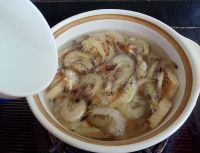 海虾老豆腐煲怎么做好吃_海虾老豆腐煲的做法
