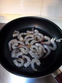 丝瓜炒虾仁怎么做好吃_丝瓜炒虾仁的做法