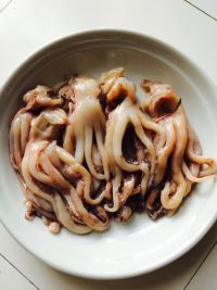 爆炒鱿鱼须怎么做好吃_爆炒鱿鱼须的做法
