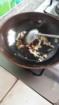 爆炒鱿鱼家常版怎么做好吃_爆炒鱿鱼家常版的做法