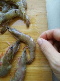 豆瓣酱焖虾怎么做好吃_豆瓣酱焖虾的做法