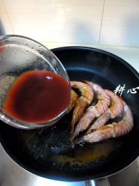 原味番茄汁炒九节虾怎么做好吃_原味番茄汁炒九节虾的做法