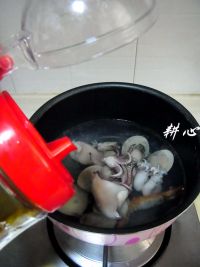 杂锦海鲜荞麦面怎么做好吃_杂锦海鲜荞麦面的做法