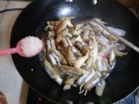暴炒海蛏怎么做好吃_暴炒海蛏的做法