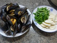 韭菜茭白炒淡菜怎么做好吃_韭菜茭白炒淡菜的做法