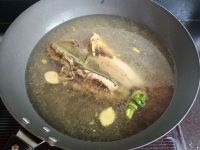 文蛤昂刺鱼汤怎么做好吃_文蛤昂刺鱼汤的做法
