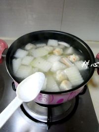 冬瓜海鲜汤怎么做好吃_冬瓜海鲜汤的做法