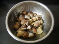 文蛤豌豆炒鸡蛋怎么做好吃_文蛤豌豆炒鸡蛋的做法