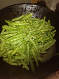 鱿鱼炒四季豆怎么做好吃_鱿鱼炒四季豆的做法