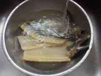 西芹炒海鳗干怎么做好吃_西芹炒海鳗干的做法