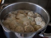鸡肉鱼丸怎么做好吃_鸡肉鱼丸的做法