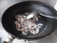 清炒鱿鱼条怎么做好吃_清炒鱿鱼条的做法