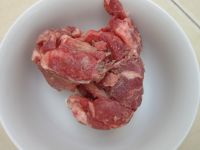 排骨炖干鱿鱼怎么做好吃_排骨炖干鱿鱼的做法