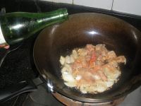 青椒烹虾段怎么做好吃_青椒烹虾段的做法