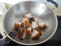 走油肉烧干鲍怎么做好吃_走油肉烧干鲍的做法