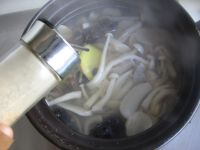 海参菌菇煲怎么做好吃_海参菌菇煲的做法