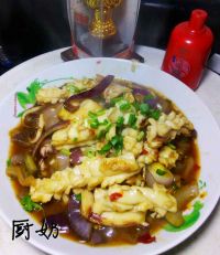 蚝油洋葱炒鱿鱼怎么做好吃_蚝油洋葱炒鱿鱼的做法