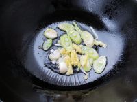 大虾鱼丸萝卜汤怎么做好吃_大虾鱼丸萝卜汤的做法