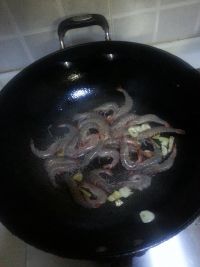 西芹炒斑节虾怎么做好吃_西芹炒斑节虾的做法