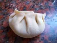 鲜鱿鱼饺子怎么做好吃_鲜鱿鱼饺子的做法