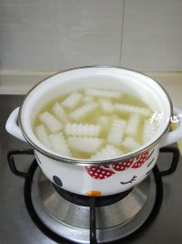 鱼饺木耳冬瓜汤怎么做好吃_鱼饺木耳冬瓜汤的做法