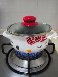 鱼饺木耳冬瓜汤怎么做好吃_鱼饺木耳冬瓜汤的做法
