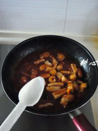 鱿鱼条扇贝皇炒意粉怎么做好吃_鱿鱼条扇贝皇炒意粉的做法