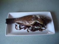 紫苏老干妈蒸海鱼怎么做好吃_家常紫苏老干妈蒸海鱼的做法