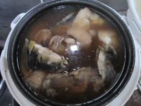 猪蹄炖鱿鱼河豚肉怎么做好吃_家常猪蹄炖鱿鱼河豚肉的做法