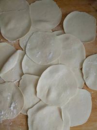 香芹蛤肉水饺怎么做好吃_家常香芹蛤肉水饺的做法