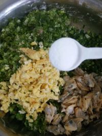 香芹蛤肉水饺怎么做好吃_家常香芹蛤肉水饺的做法