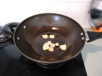 姜葱加拿大小龙虾怎么做好吃_家常姜葱加拿大小龙虾的做法