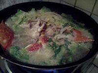 鲜汤螃蟹杂锅怎么做好吃_家常鲜汤螃蟹杂锅的做法