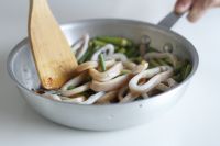 蒜苔鱿鱼丝怎么做好吃_家常蒜苔鱿鱼丝的做法