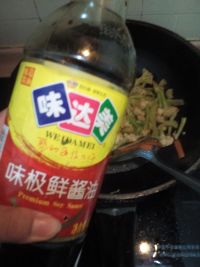 章鱼炒花菜怎么做好吃_家常章鱼炒花菜的做法
