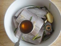 剁椒蒸带鱼怎么做好吃_家常剁椒蒸带鱼的做法