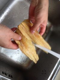 香辣明太鱼丝怎么做好吃_家常香辣明太鱼丝的做法